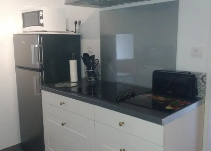 Avec Piscine ,pres De Chantonnay